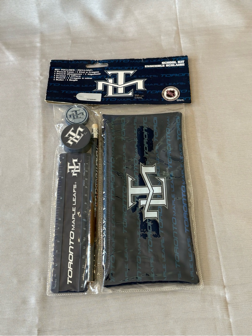 Kids Maple Leafs Vintage School Kit - Pencil Case & Accessories Collectable